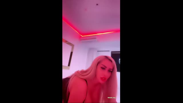 Ilcin Karagoz Yeni İfşa — Noktali Etekle Got Sovu Onlyfans